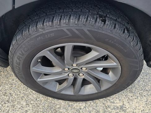 Used 2016 Land Rover Discovery Sport HSE AWD/4WD image 16