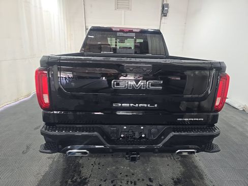Used 2026 GMC Sierra 1500 Denali Ultimate AWD/4WD image 5