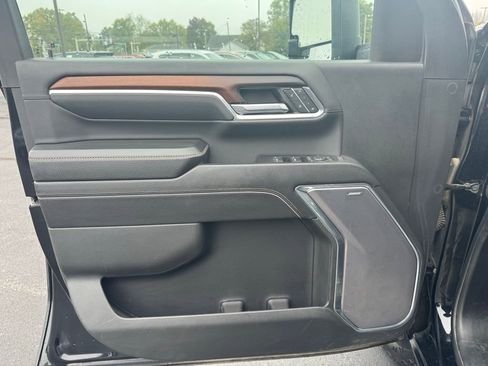 Used 2024 GMC Sierra 2500 Denali w/ Denali Reserve Package image 2