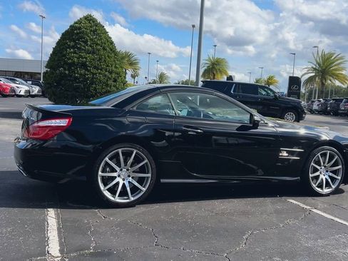 Used 2015 Mercedes-Benz SL 63 AMG image 9
