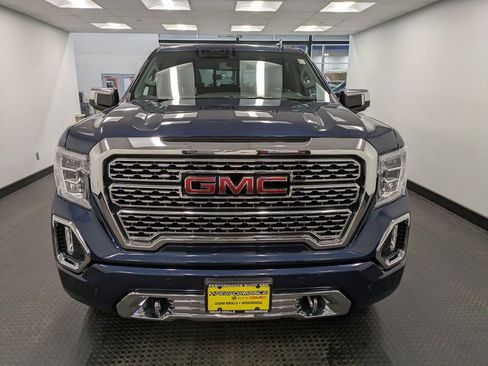 Used 2022 GMC Sierra 1500 Denali w/ Driver Alert Package II image 2