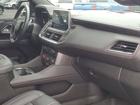 Used 2023 Chevrolet Suburban RST w/ Luxury Package image 29