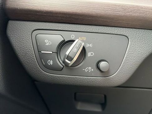 Used 2021 Audi Q5 2.0T Premium AWD/4WD image 18