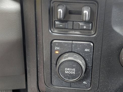 Used 2024 Ford F250 XLT image 25