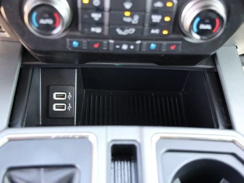 Used 2020 Ford F150 Raptor w/ Equipment Group 802A Luxury AWD/4WD image 22
