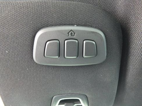 Used 2025 Ford Mustang GT Premium RWD image 36