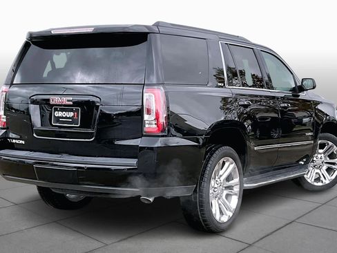 Used 2017 GMC Yukon SLT w/ Premium Edition image 10