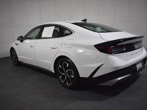 Used 2025 Hyundai Sonata SEL FWD image 6