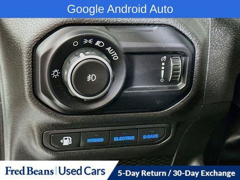 Certified 2023 Jeep Wrangler Unlimited w/ Sun & Screen Package AWD/4WD image 15