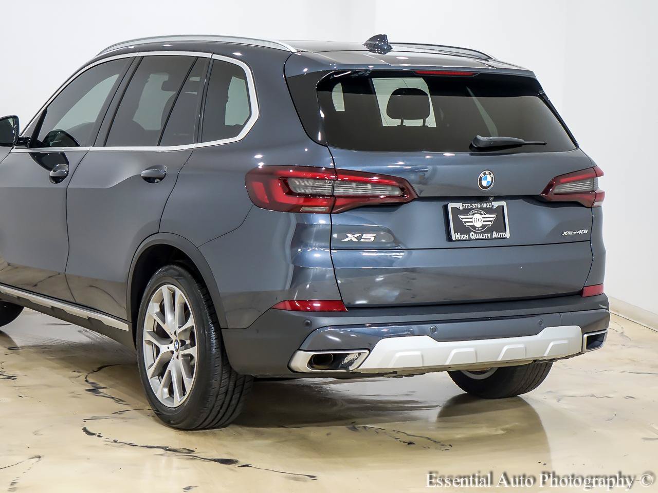 Used 2021 BMW X5 xDrive40i w/ Convenience Package AWD/4WD image 9