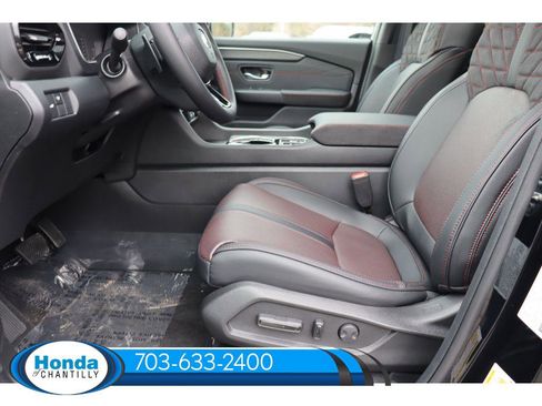 New 2026 Honda Pilot Black Edition image 26