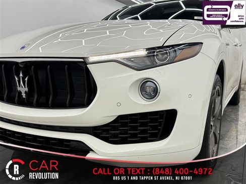 Used 2017 Maserati Levante w/ Sport Package AWD/4WD image 44