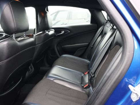 Used 2016 Chrysler 200 S w/ Comfort Group AWD/4WD image 32