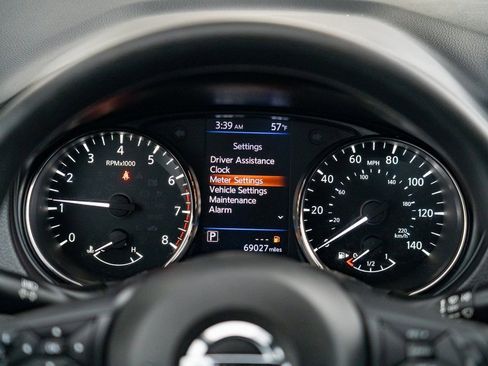 Used 2021 Nissan Rogue Sport S image 16