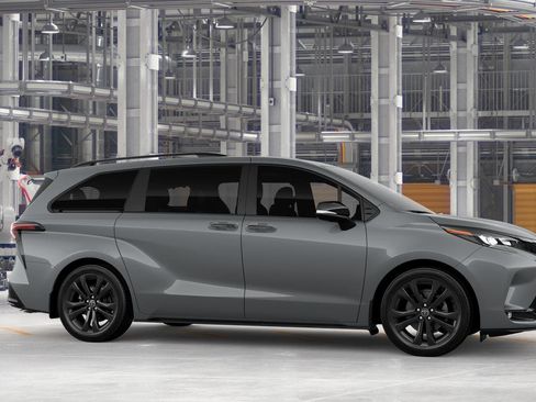 New 2026 Toyota Sienna XSE FWD image 13