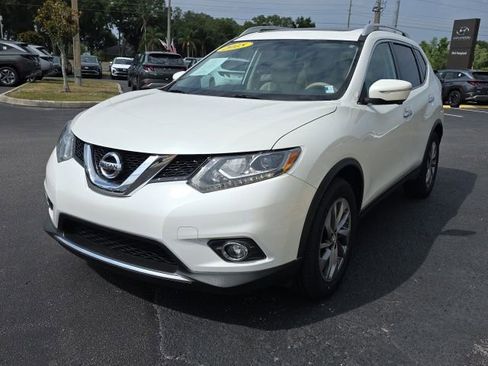 Used 2015 Nissan Rogue SL w/ SL Premium Package FWD image 2