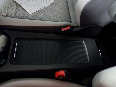 Used 2021 Volkswagen ID.4 Pro S w/ Gradient Package image 15