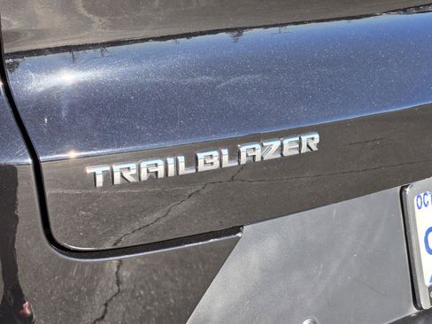 Used 2023 Chevrolet TrailBlazer LS image 31