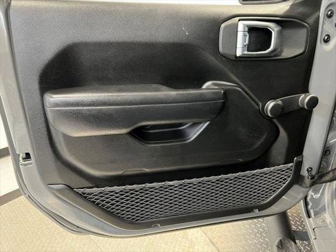 Certified 2023 Jeep Gladiator Sport image 24