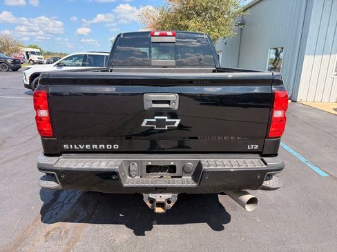 Used 2018 Chevrolet Silverado 2500 LTZ w/ Duramax Plus Package AWD/4WD image 4