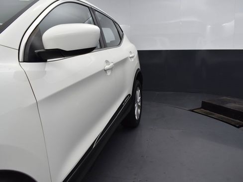 Used 2017 Nissan Rogue Sport S w/ S Appearance Package image 32