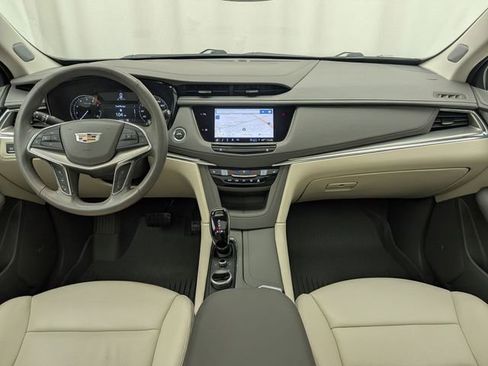 Certified 2024 Cadillac XT5 Premium Luxury w/ LPO, Floor Liner Package AWD/4WD image 24
