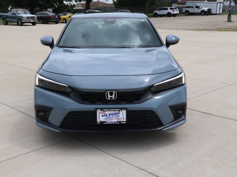 Used 2023 Honda Civic Sport Touring image 2