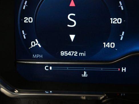 Used 2022 Chevrolet Silverado 1500 RST image 25