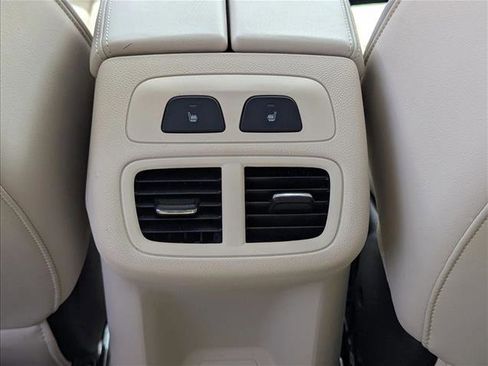 Used 2021 Buick Envision Avenir w/ Technology Package II FWD image 19