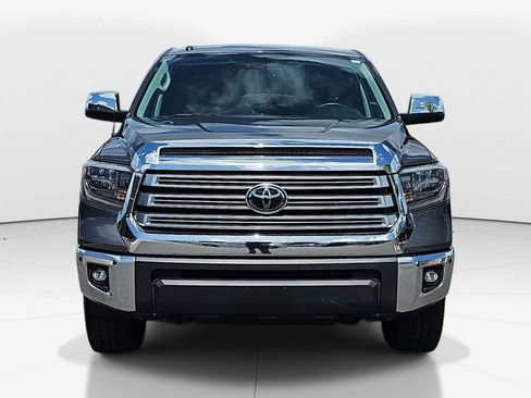 Used 2018 Toyota Tundra Limited w/ Limited Premium Package AWD/4WD image 12