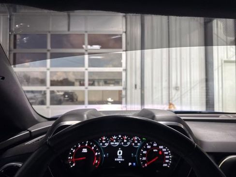 Used 2016 Chevrolet Camaro SS RWD image 8