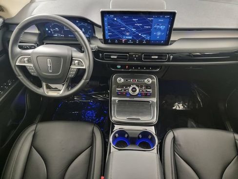 Used 2023 Lincoln Nautilus Reserve AWD/4WD image 20