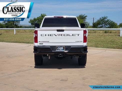 Used 2026 Chevrolet Silverado 2500 Custom w/ Custom Value Package AWD/4WD image 9