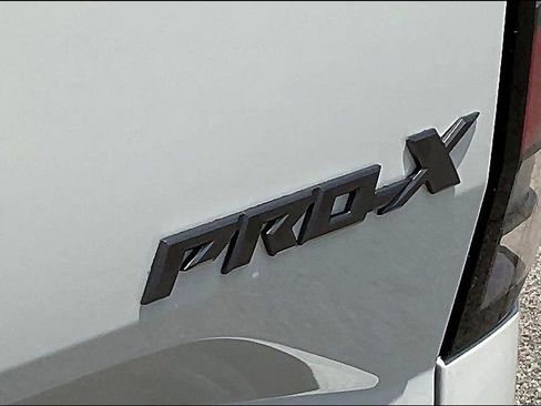 Used 2023 Nissan Frontier Pro-X w/ Pro-X Premium Package RWD image 33