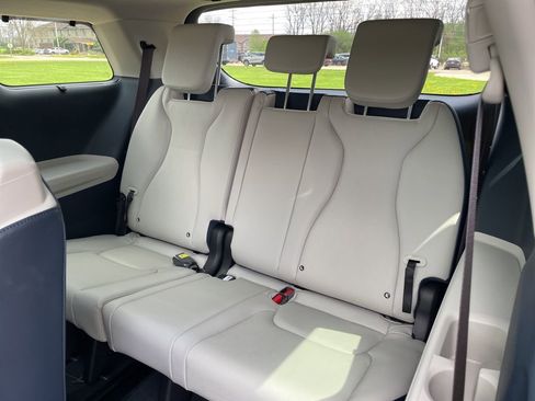 New 2026 Kia Carnival SX FWD image 14