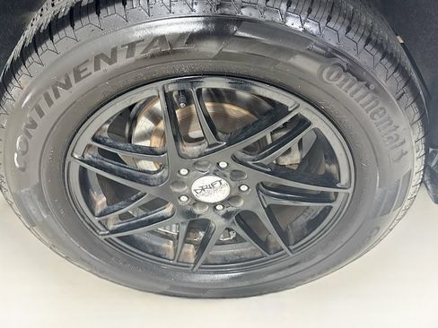 Used 2018 Nissan Rogue S FWD image 38