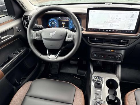 New 2025 Ford Bronco Sport Outer Banks w/ Sasquatch Outer Banks Package image 14