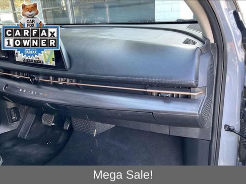 Used 2025 Nissan Ariya FWD image 16