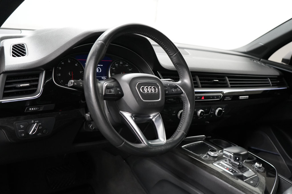 Used 2018 Audi Q7 3.0T Premium Plus AWD/4WD image 12