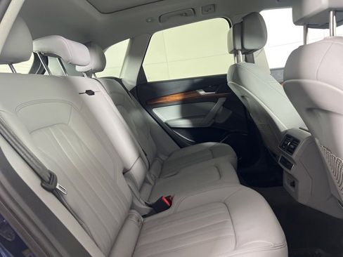 Certified 2023 Audi Q5 2.0T Premium w/ Convenience Package image 16