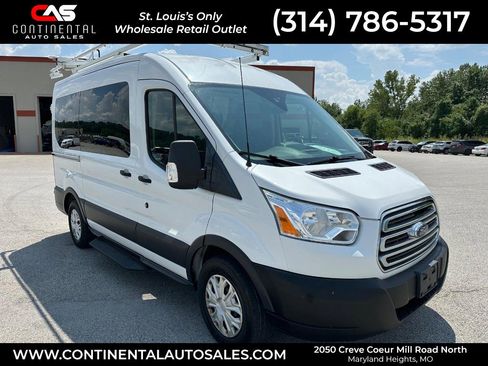 Used 2018 Ford Transit 150 XLT image 1