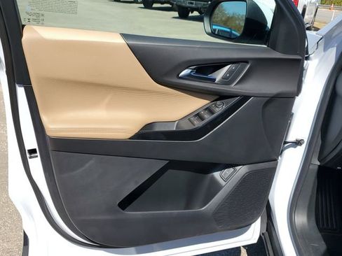 Used 2026 Chevrolet Equinox ACTIV image 15