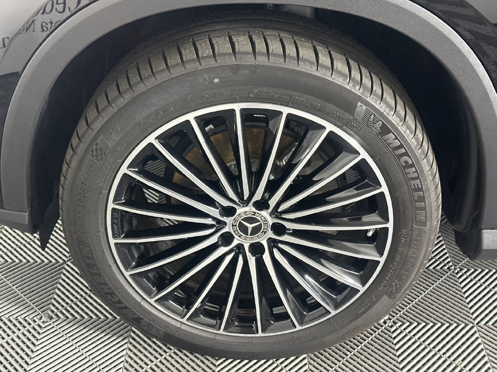 Certified 2026 Mercedes-Benz GLC 300 4MATIC image 12