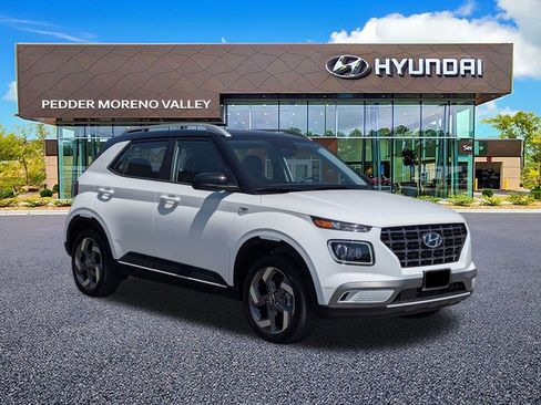 New 2025 Hyundai Venue Limited image 8