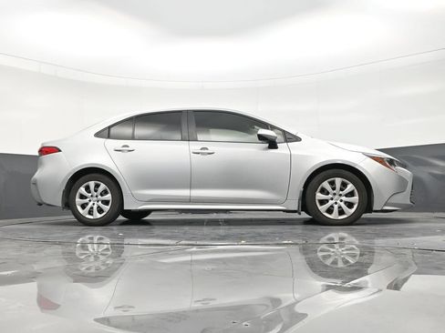 Used 2024 Toyota Corolla LE FWD image 25