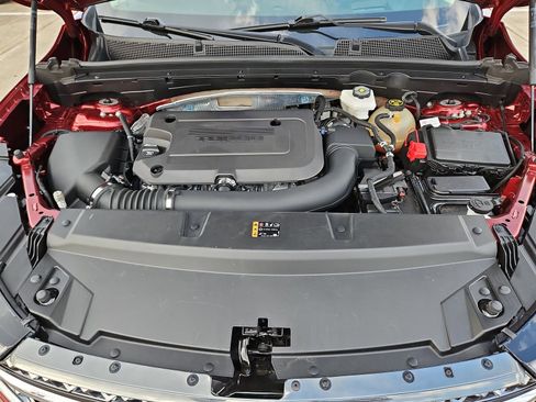 Used 2023 Buick Envision Avenir image 10