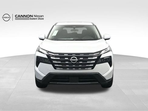New 2026 Nissan Rogue SV FWD image 8
