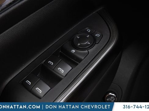 Used 2023 GMC Acadia SLT AWD/4WD image 12