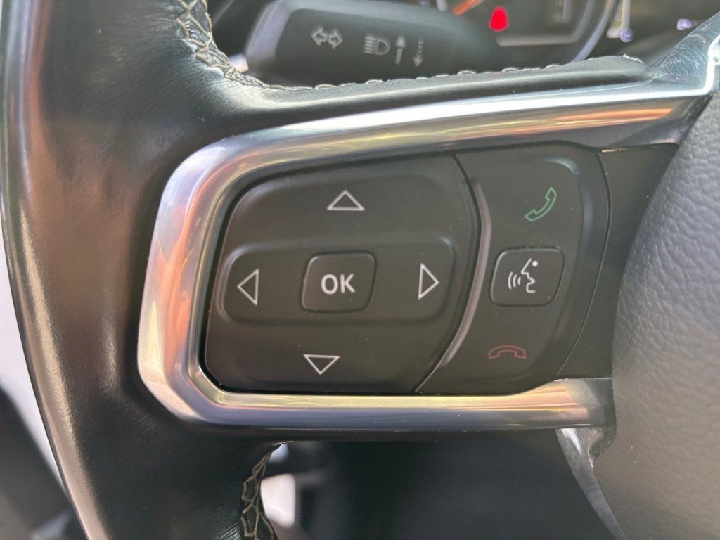 Used 2021 Jeep Wrangler Unlimited Sahara AWD/4WD image 21