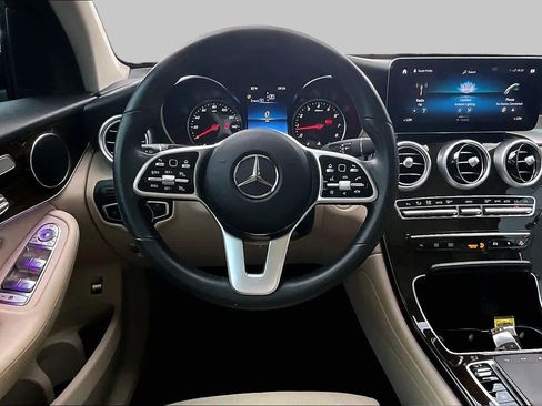 Certified 2022 Mercedes-Benz GLC 300 image 6